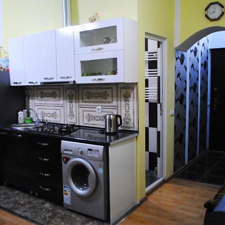 Apartament Giorgi 博尔若米 外观 照片